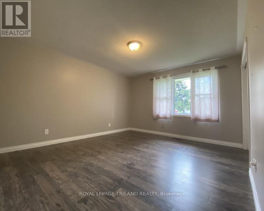 102 Ontario Street, Lambton Shores, Ontario  N0M 2N0 - Photo 30 - X12280638