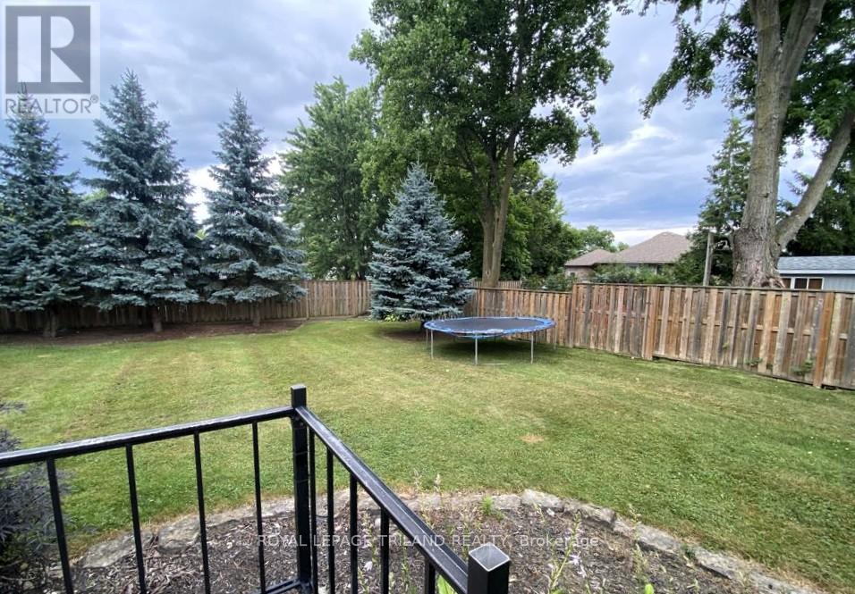 102 Ontario Street, Lambton Shores, Ontario  N0M 2N0 - Photo 36 - X12280638
