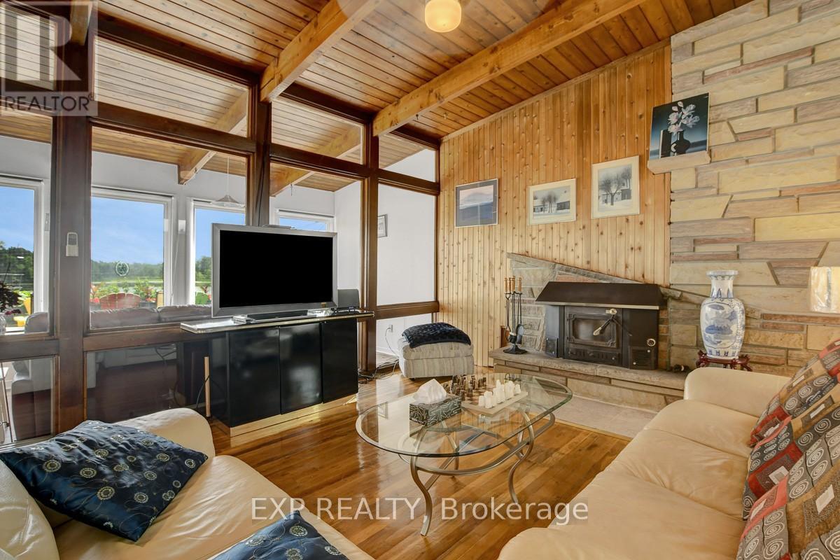 2986 Beaman Lane, Ottawa, Ontario  K9G 1J0 - Photo 12 - X12280634