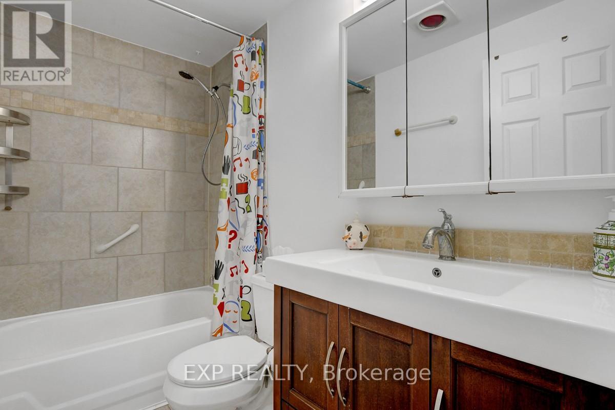 2986 Beaman Lane, Ottawa, Ontario  K9G 1J0 - Photo 34 - X12280634