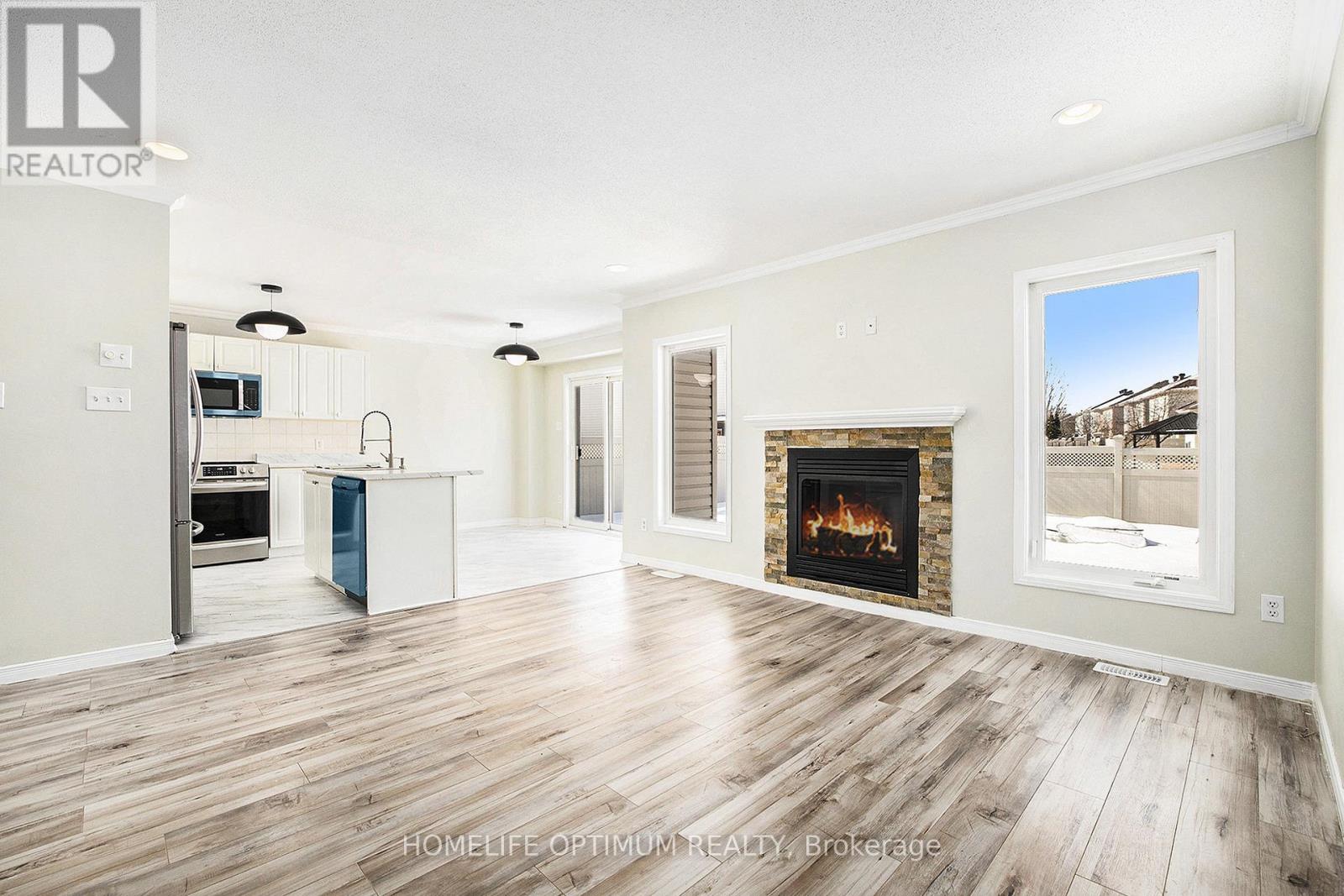 Property at 863 TARADALE DRIVE image 5