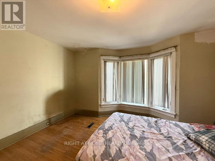665 Ossington Avenue, Toronto, Ontario  M6G 3T6 - Photo 20 - C12278792