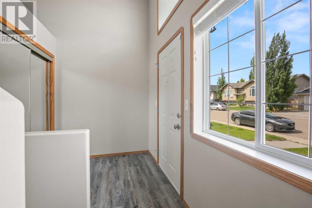 Property at 147 Lyons Close image 2