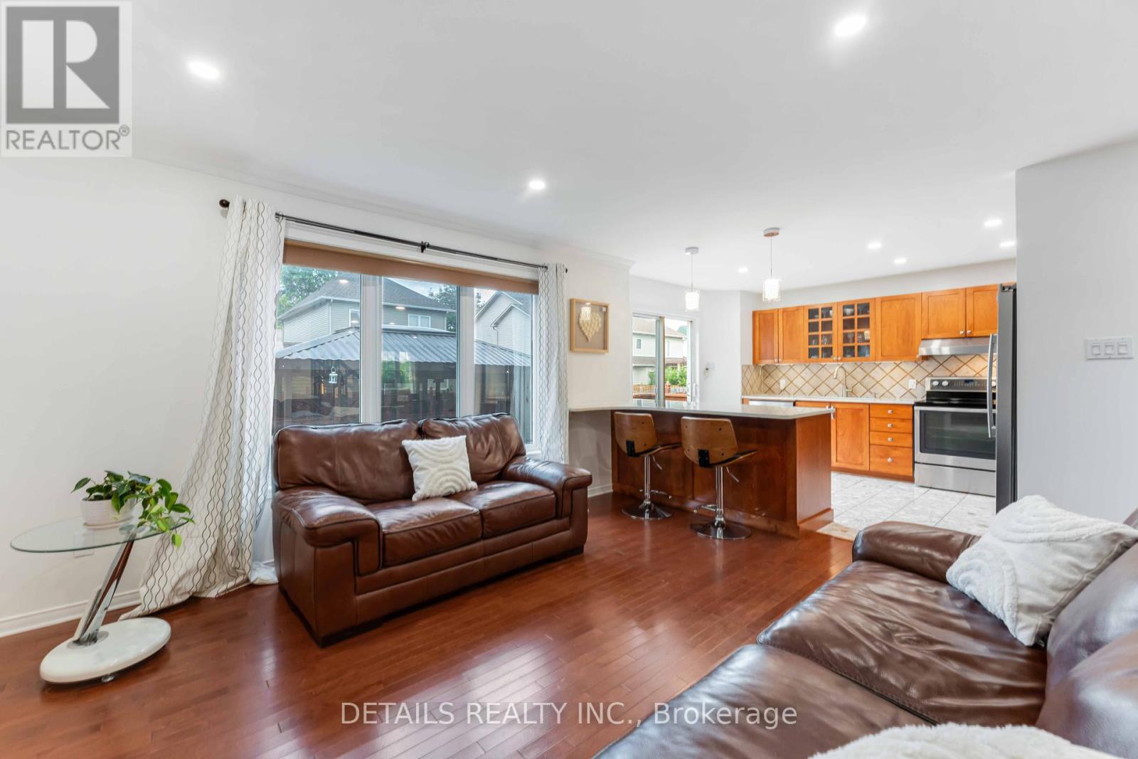 15 Daybreak Street, Ottawa, Ontario  K2G 6R7 - Photo 15 - X12280650