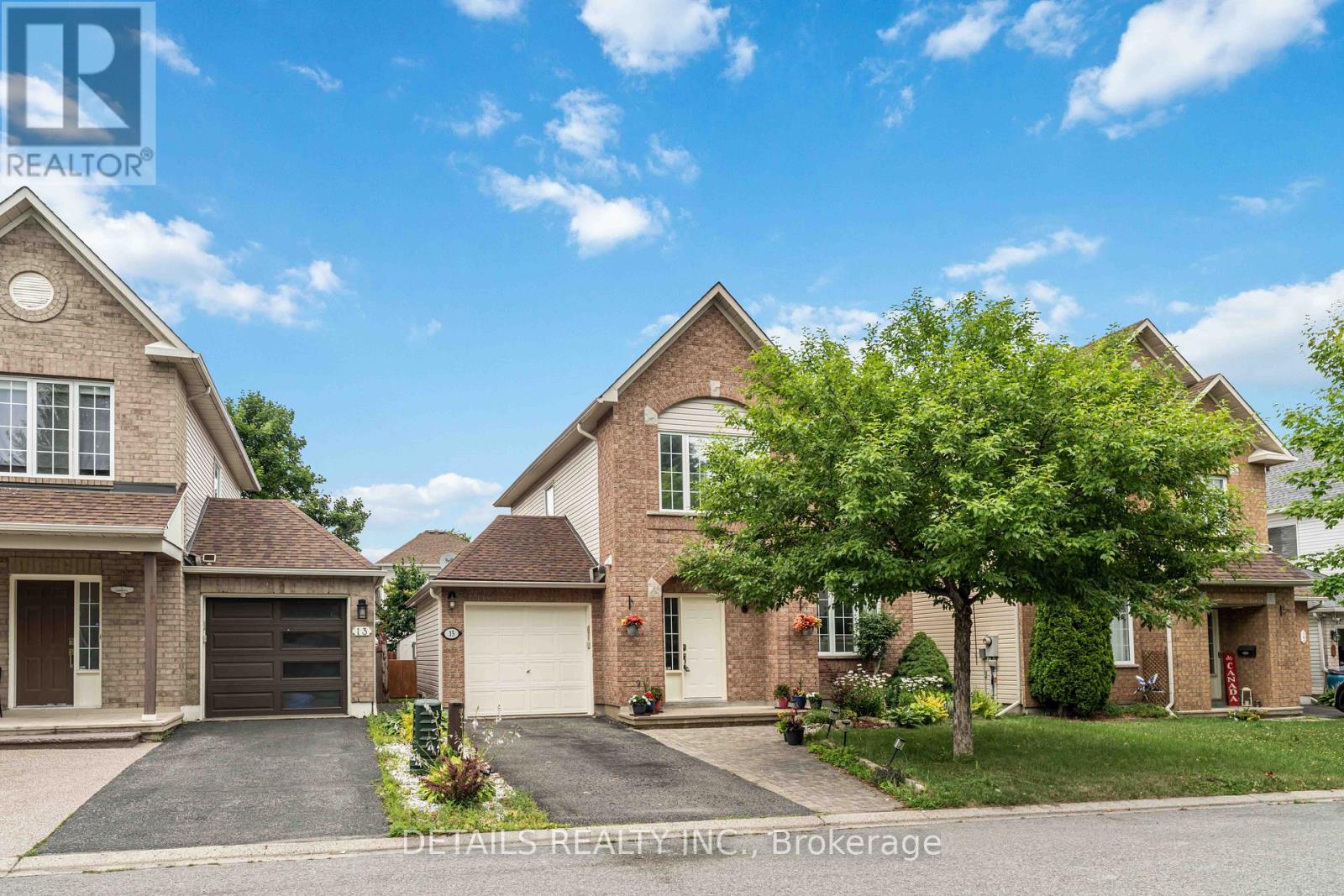 Property at 15 DAYBREAK STREET image 2