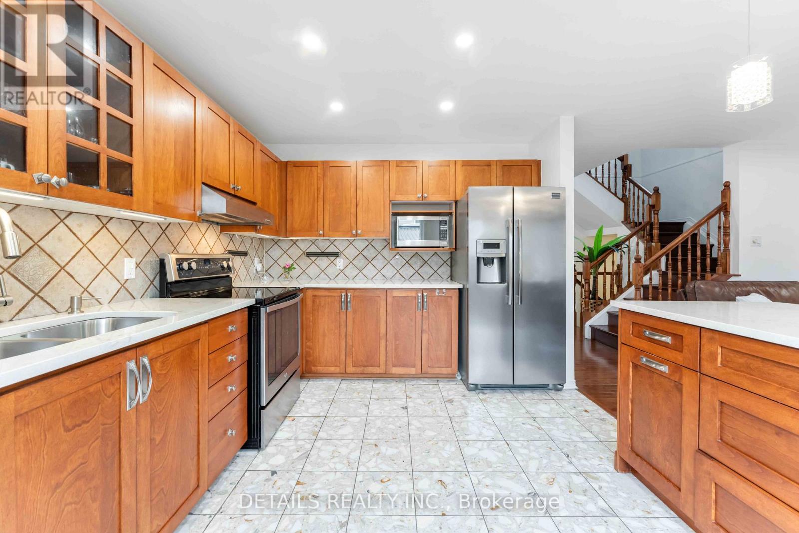 15 Daybreak Street, Ottawa, Ontario  K2G 6R7 - Photo 21 - X12280650