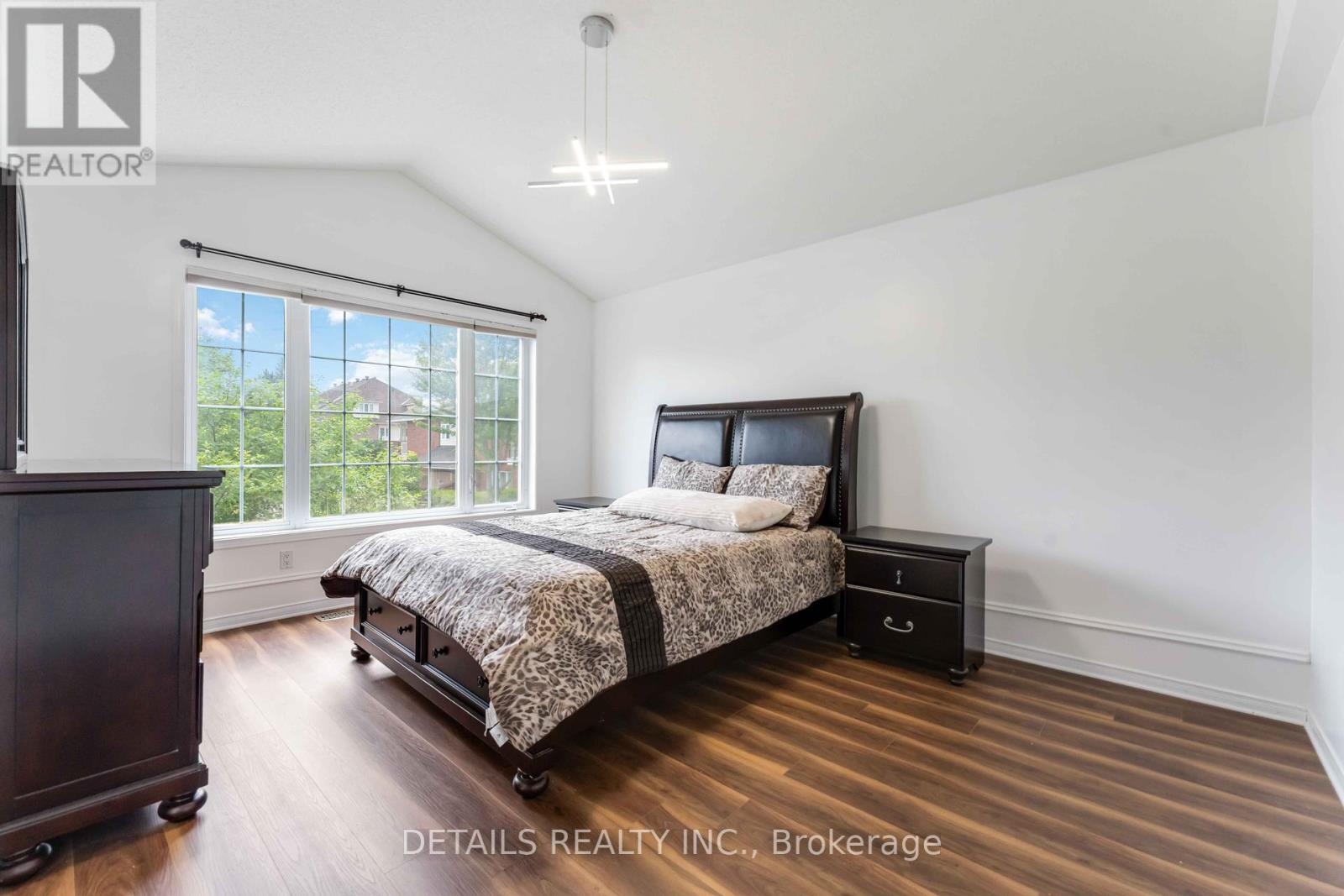 15 Daybreak Street, Ottawa, Ontario  K2G 6R7 - Photo 26 - X12280650