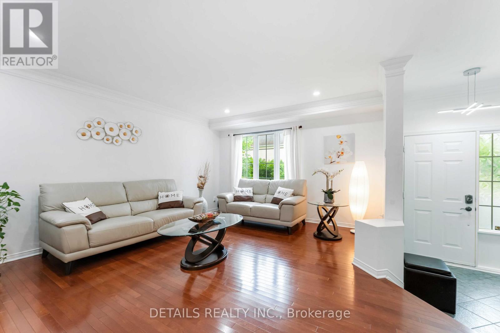 Property at 15 DAYBREAK STREET image 5