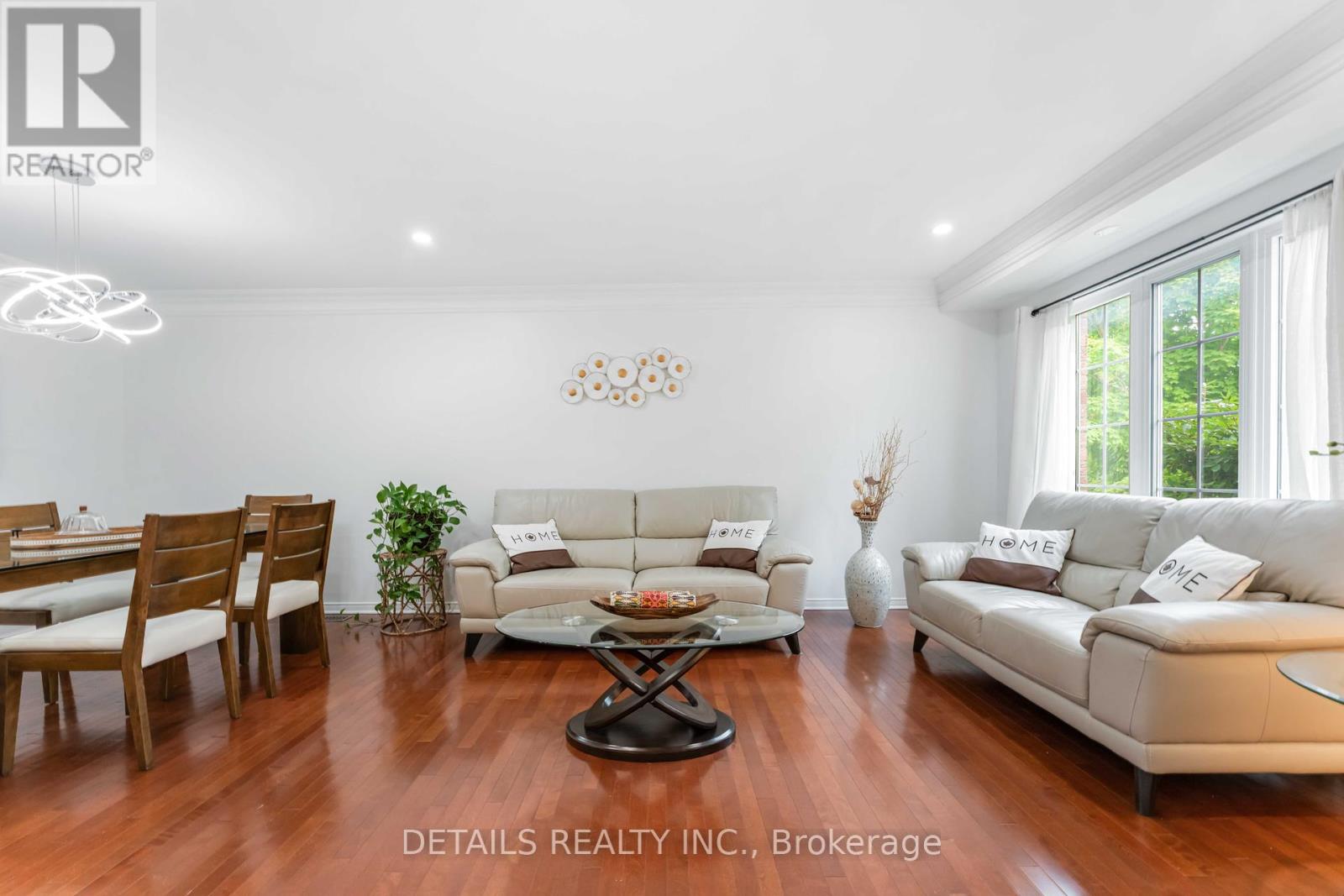 15 Daybreak Street, Ottawa, Ontario  K2G 6R7 - Photo 6 - X12280650