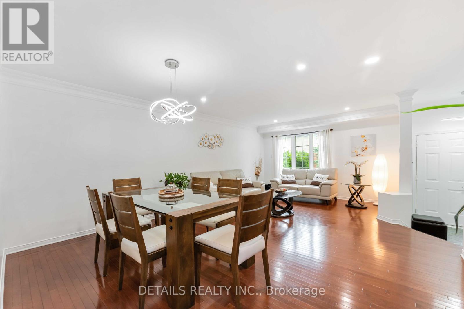 15 Daybreak Street, Ottawa, Ontario  K2G 6R7 - Photo 9 - X12280650