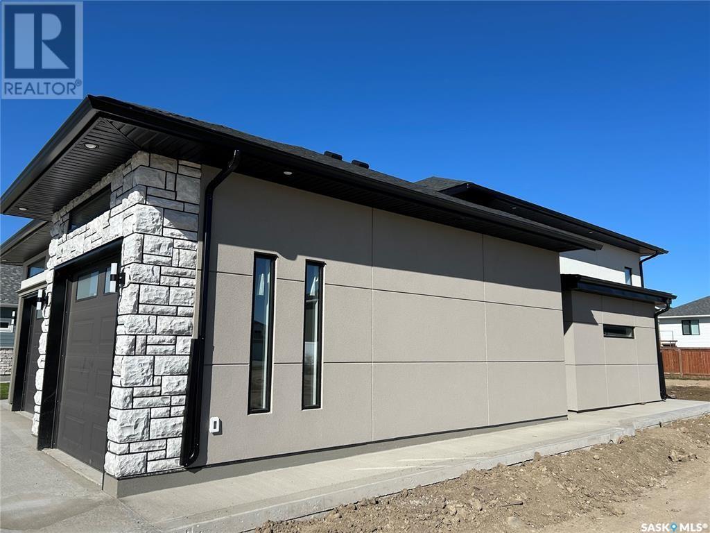 714 Weir Crescent, Warman, Saskatchewan  S0K 4S4 - Photo 3 - SK011831