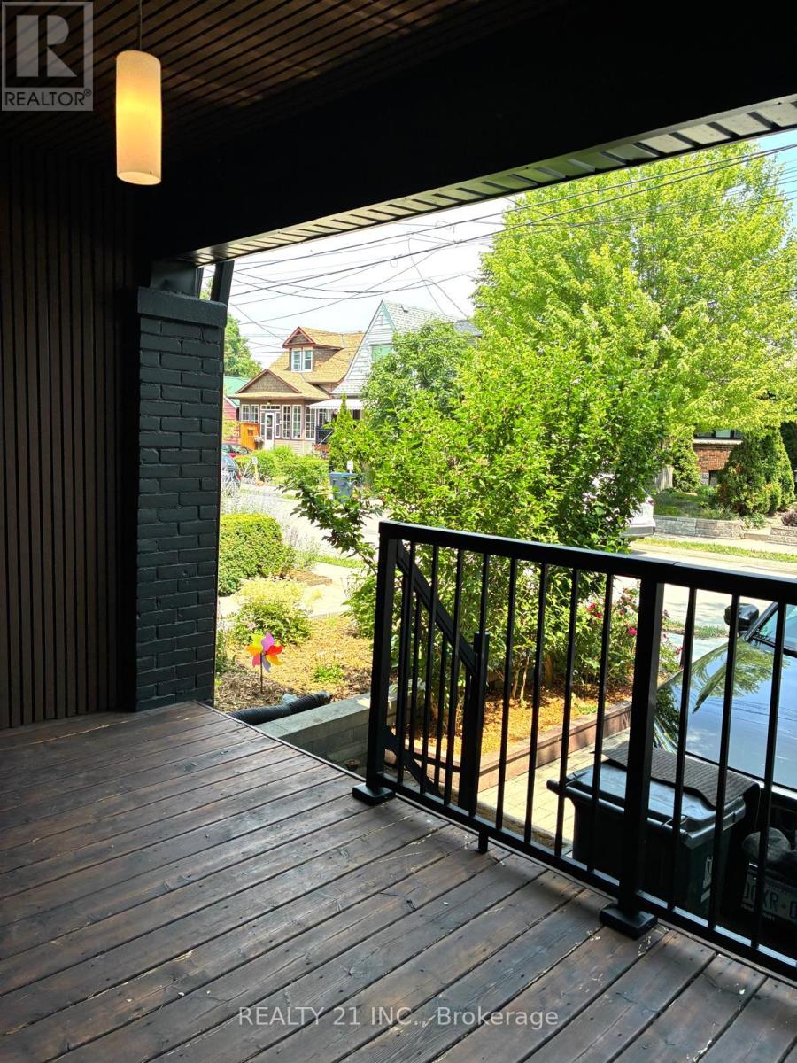 Property at 92 KING EDWARD AVE AVENUE image 3