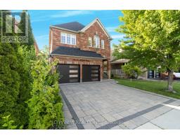 3831 CANDLELIGHT DRIVE, Mississauga, Ontario