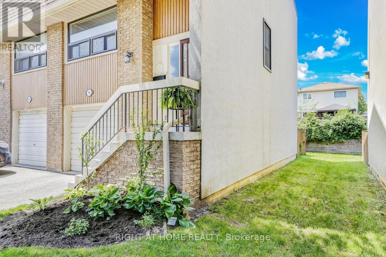 9 - 9 Ashton Crescent, Brampton, Ontario  L6S 3J9 - Photo 17 - W12280726