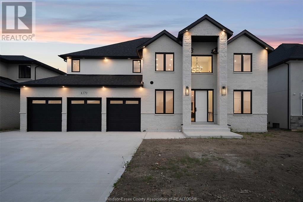 MLS# 25017703: 4370 CATERINA CRESCENT, LaSalle, Canada