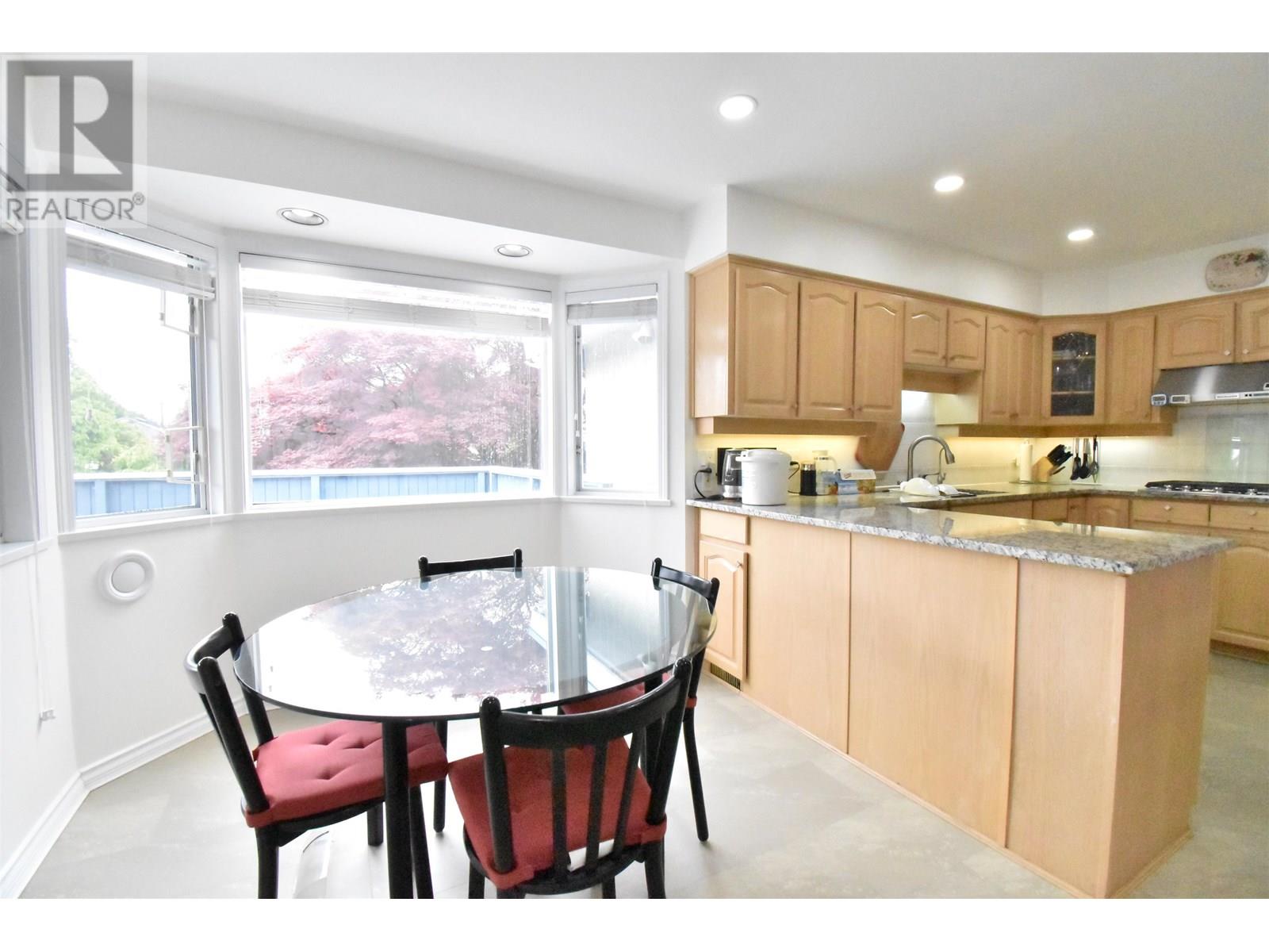 7155 Elmhurst Drive, Vancouver, British Columbia  V5S 2X5 - Photo 10 - R3021759