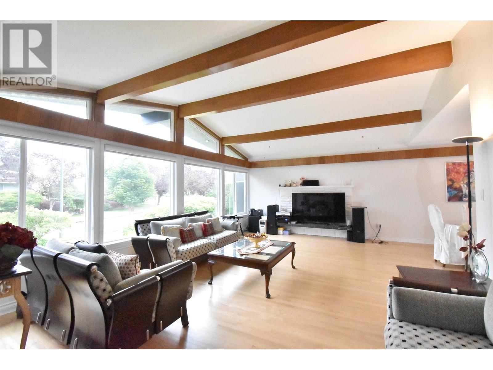 7155 Elmhurst Drive, Vancouver, British Columbia  V5S 2X5 - Photo 3 - R3021759