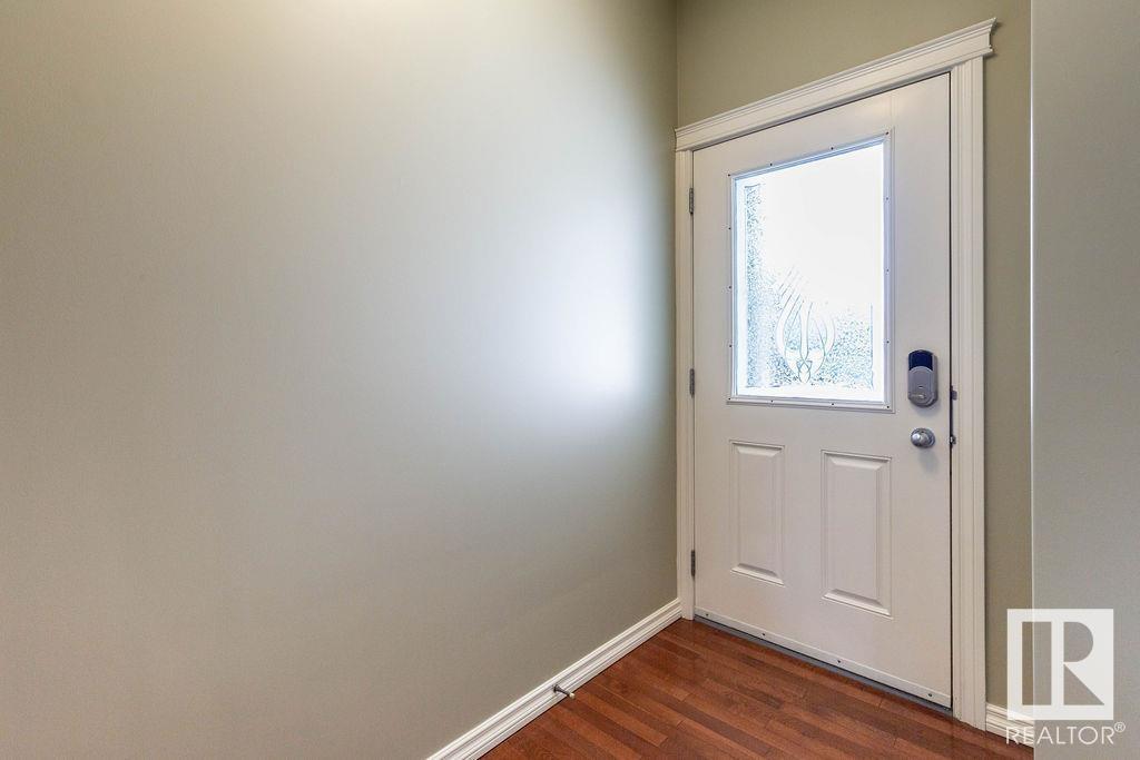Property at 11546 11 AV SW image 3