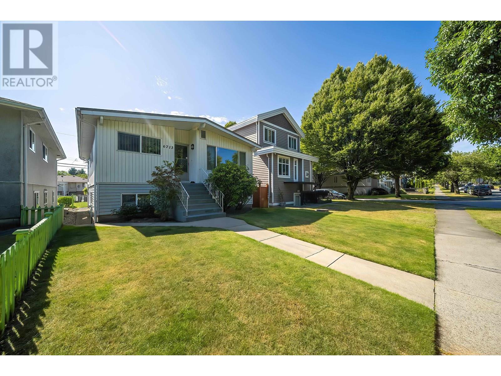 6713 Lanark Street, Vancouver, British Columbia  V5P 2Z5 - Photo 3 - R3022017