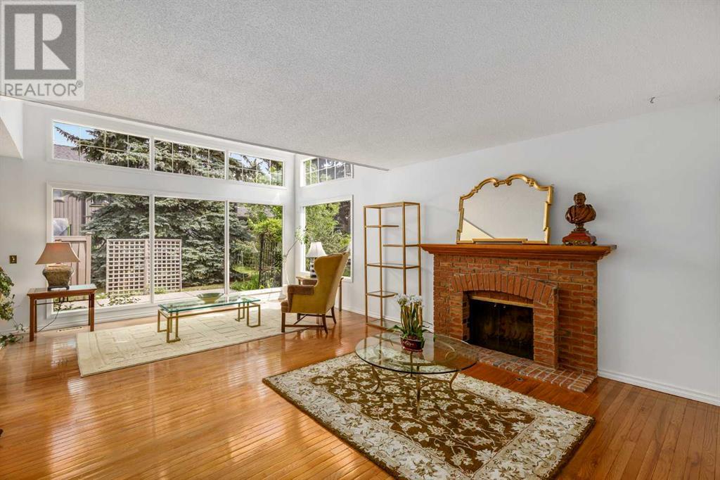 Property at 54, 1815 Varsity Estates Drive NW image 4