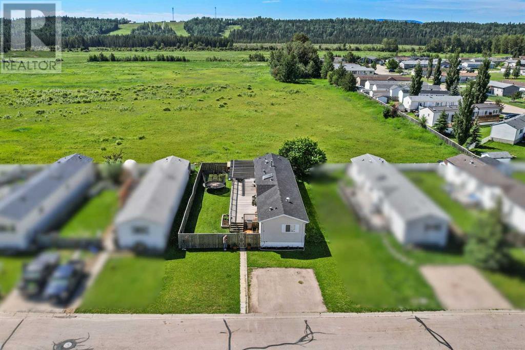 Property at 3 Karlzen Court image 5