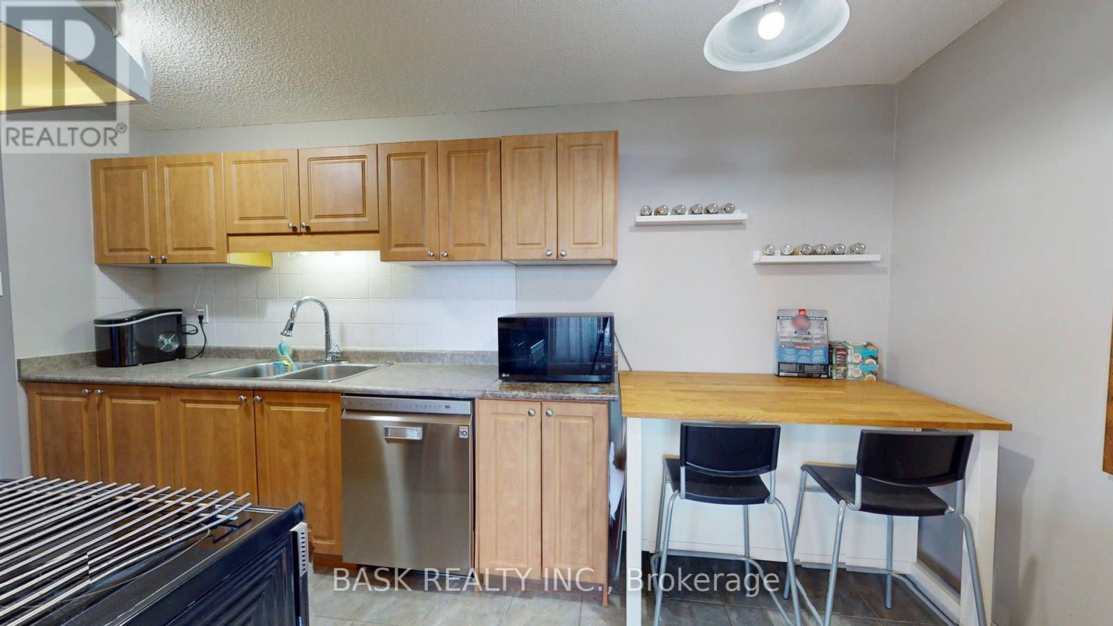 706 - 2900 Battleford Road, Mississauga, Ontario  L5N 2V9 - Photo 20 - W12280775