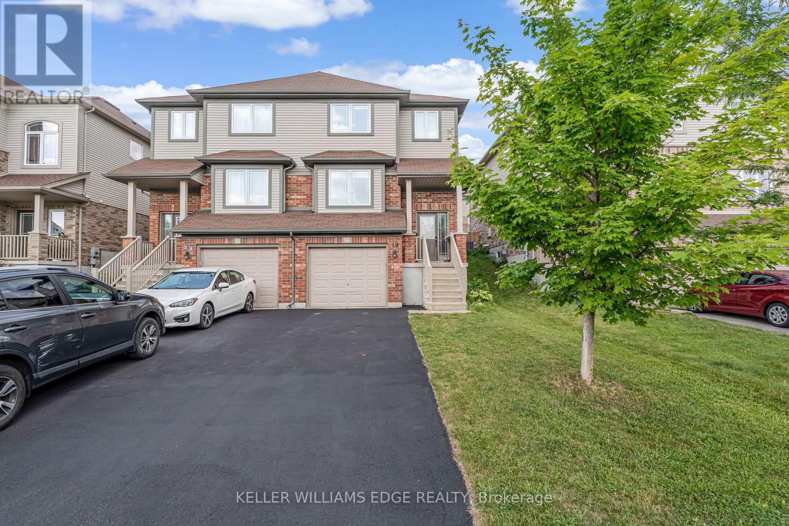 Property at 19 OAKES CRESCENT image 1