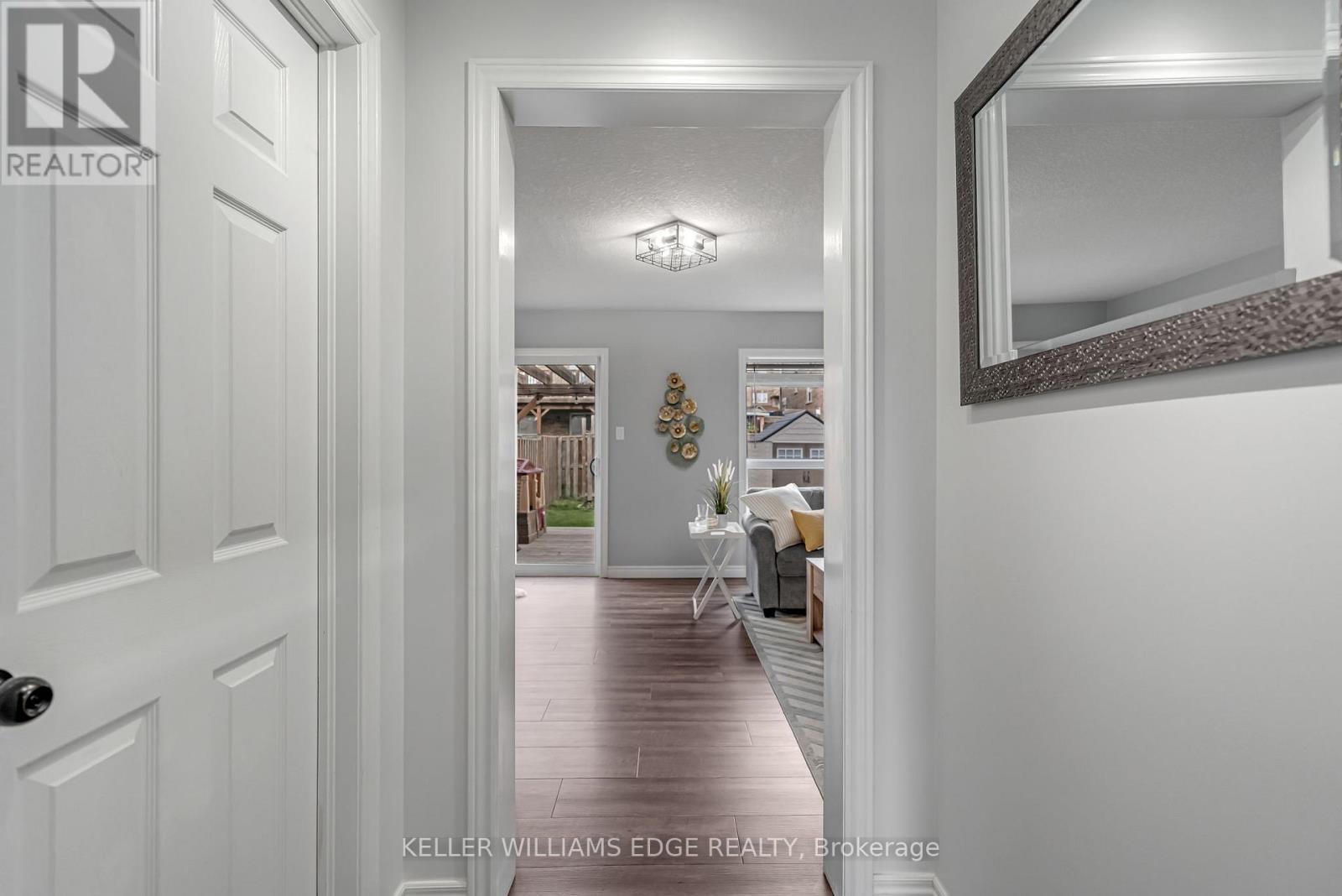 19 Oakes Crescent, Guelph, Ontario  N1E 0J6 - Photo 13 - X12274444