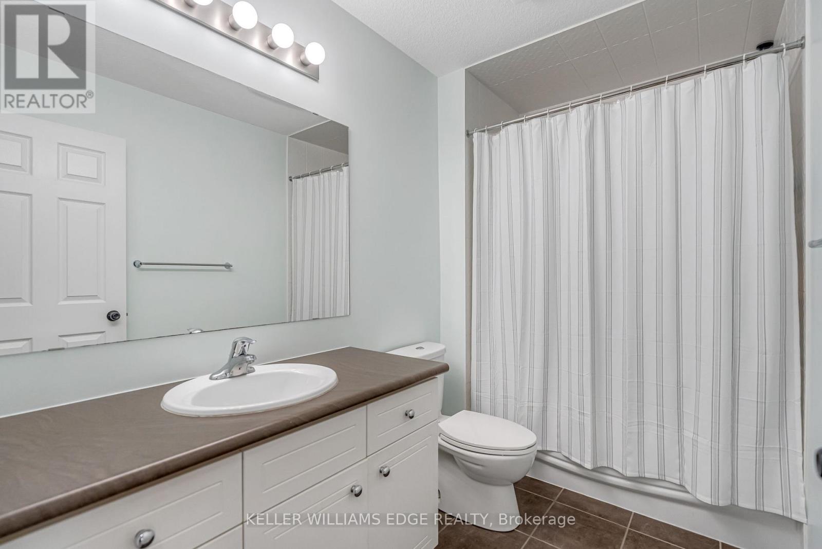 19 Oakes Crescent, Guelph, Ontario  N1E 0J6 - Photo 33 - X12274444