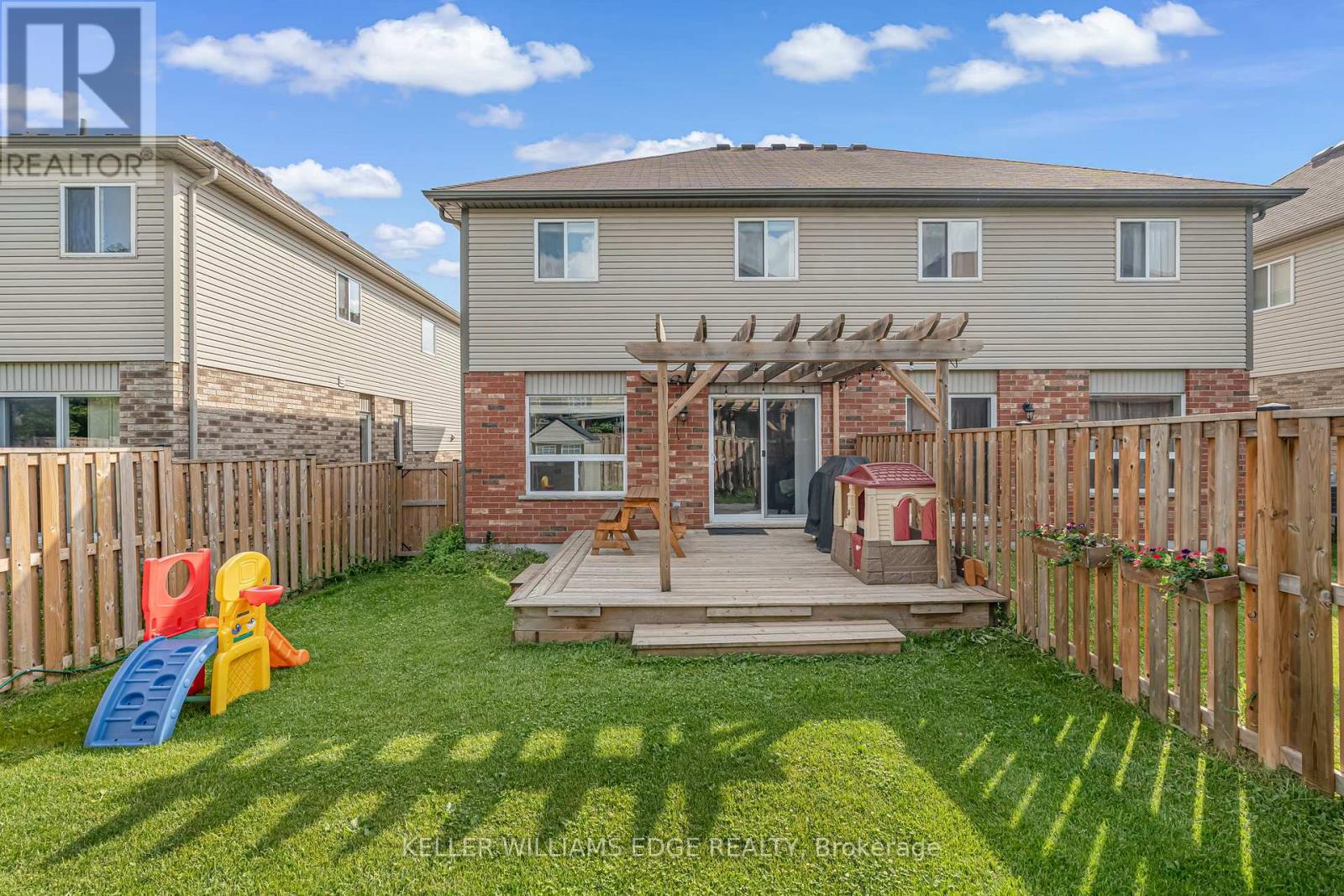 19 Oakes Crescent, Guelph, Ontario  N1E 0J6 - Photo 42 - X12274444