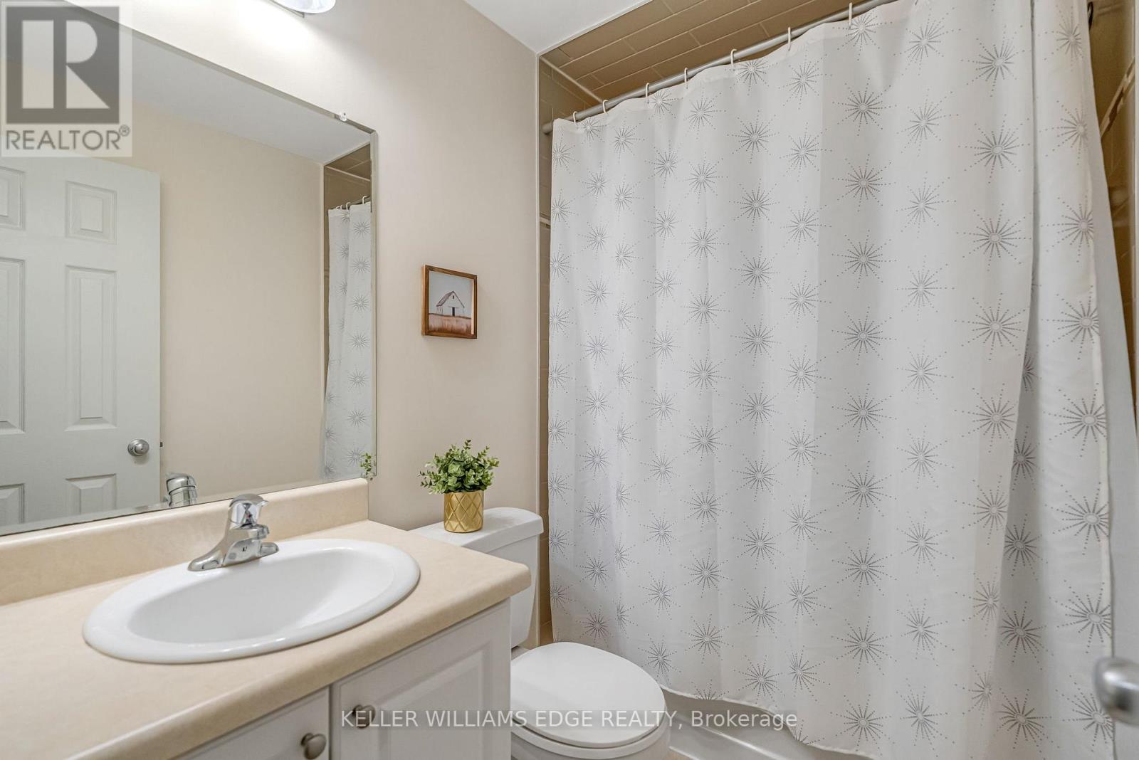 19 Oakes Crescent, Guelph, Ontario  N1E 0J6 - Photo 38 - X12274444