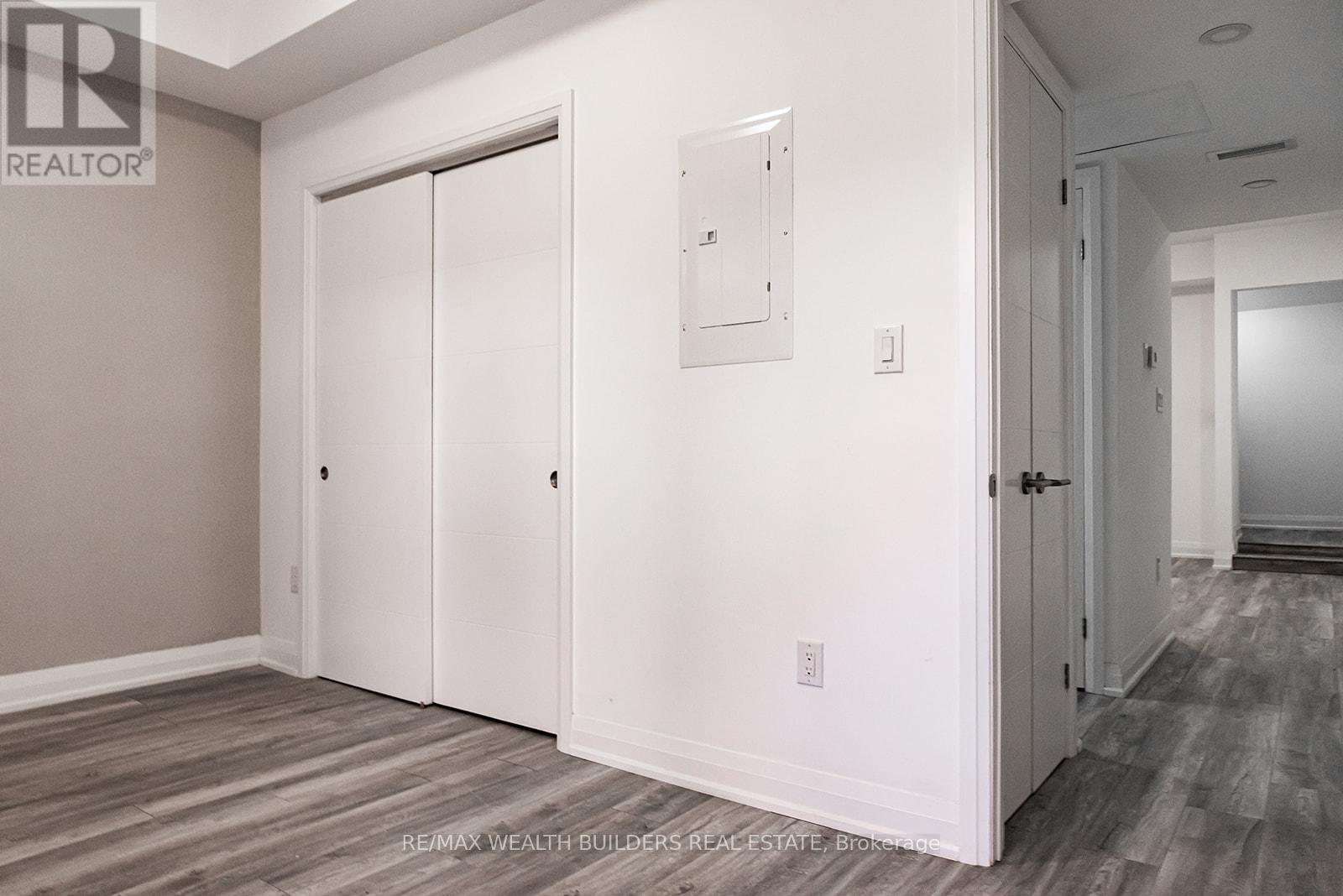1 - 215 Jarvis Street, Toronto, Ontario  M5J 2C1 - Photo 3 - C12280801