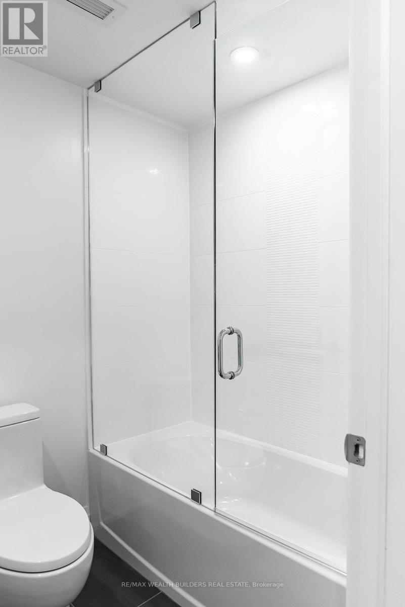 1 - 215 Jarvis Street, Toronto, Ontario  M5J 2C1 - Photo 6 - C12280801