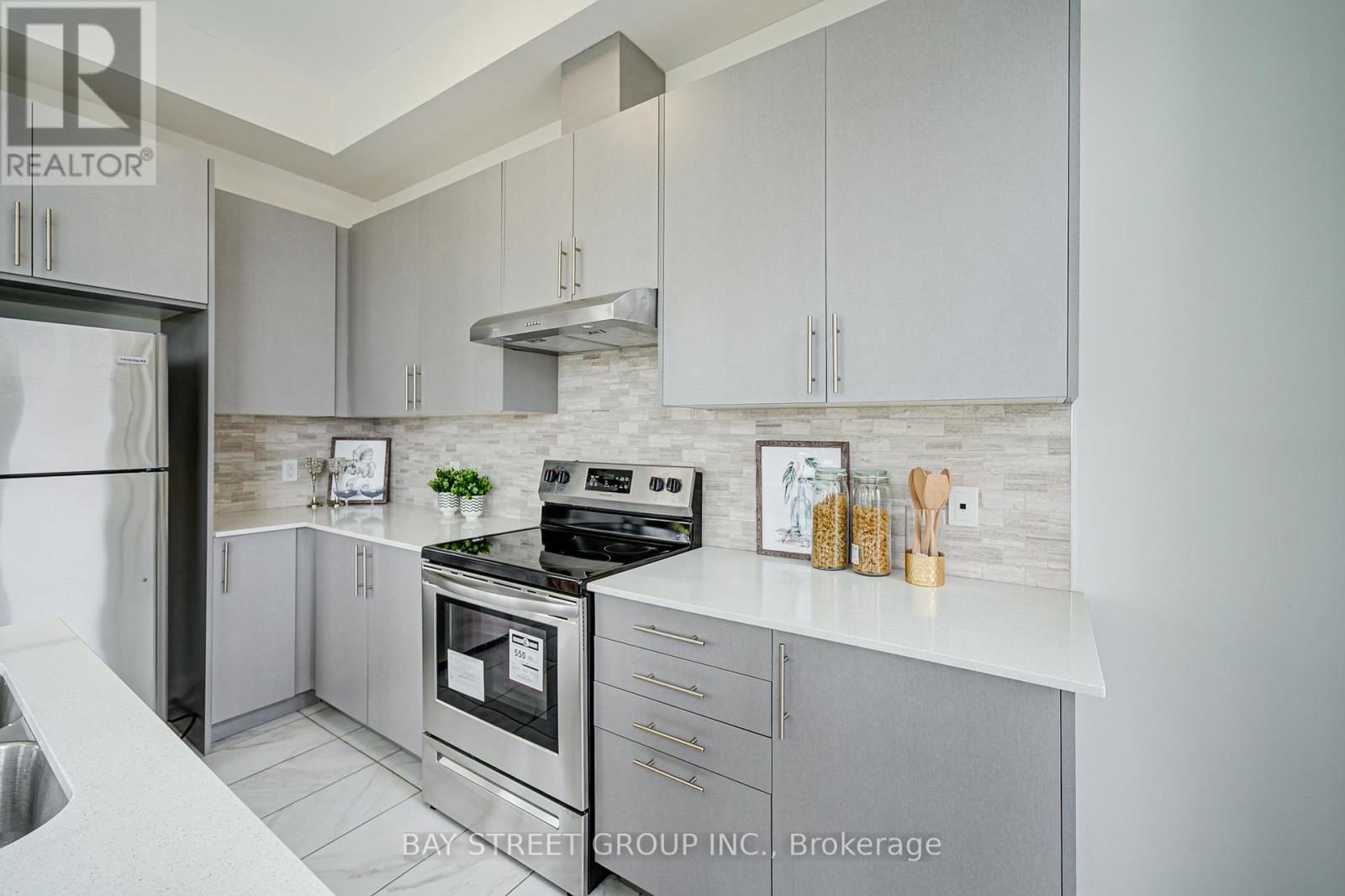 35 Carpaccio Avenue, Vaughan, Ontario  L4H 4R5 - Photo 22 - N12280803