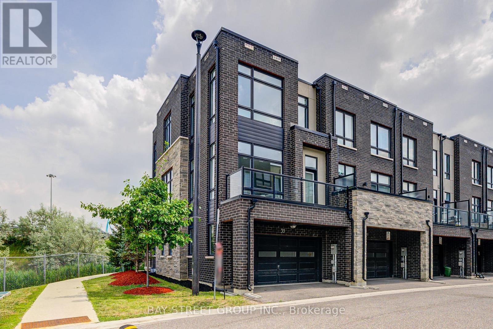 35 Carpaccio Avenue, Vaughan, Ontario  L4H 4R5 - Photo 48 - N12280803