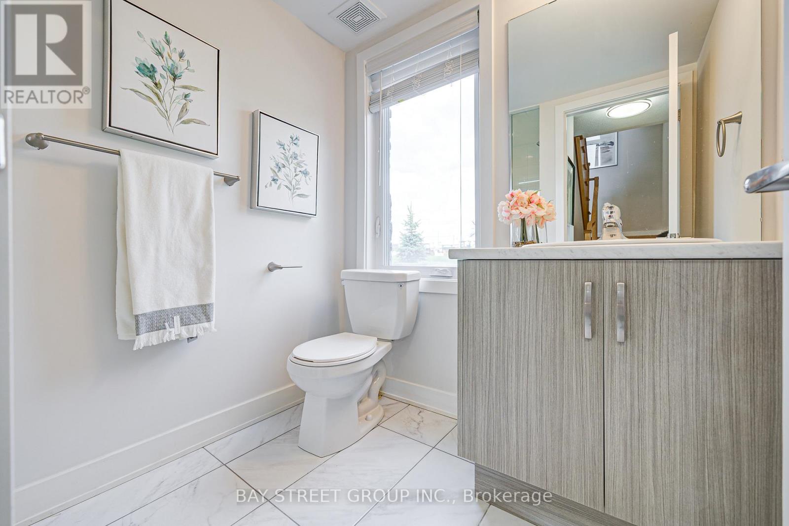 35 Carpaccio Avenue, Vaughan, Ontario  L4H 4R5 - Photo 7 - N12280803