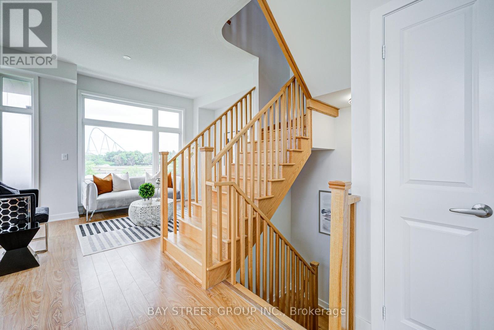 35 Carpaccio Avenue, Vaughan, Ontario  L4H 4R5 - Photo 9 - N12280803