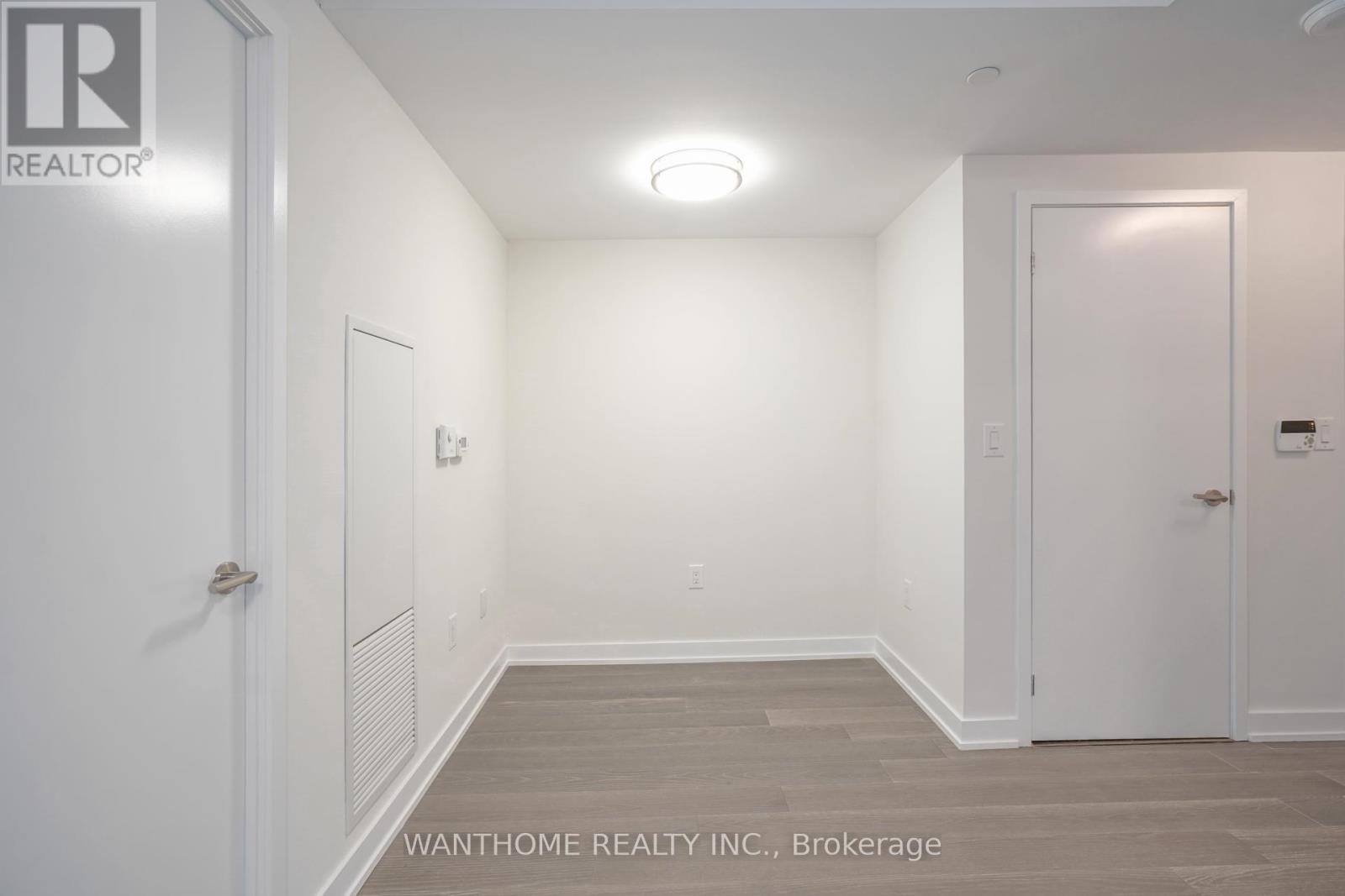 1607 - 11 Wellesley Street W, Toronto, Ontario  M4Y 0G4 - Photo 11 - C12280824