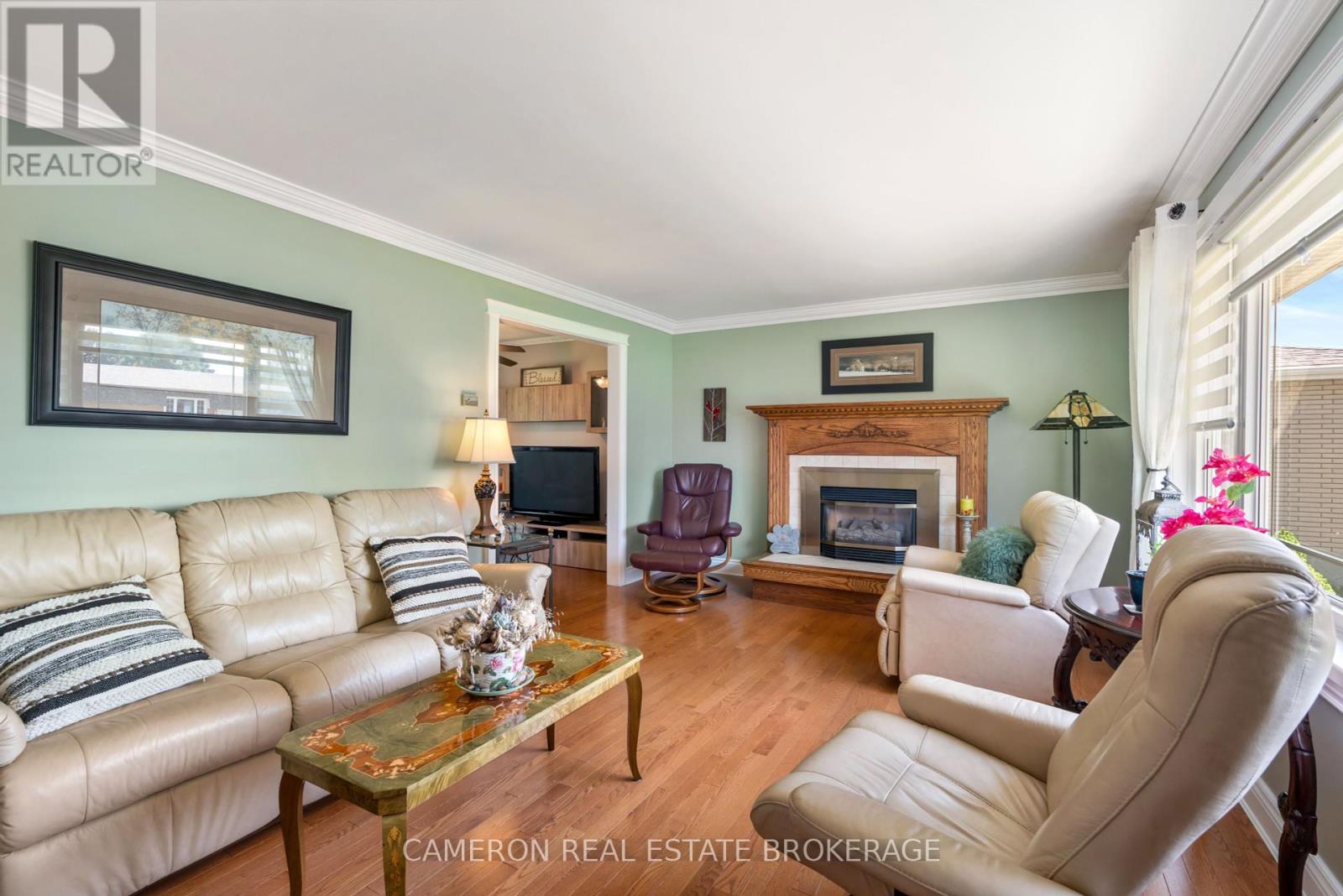 523 Lynwood Drive, Cornwall, Ontario  K6H 5W8 - Photo 12 - X12280843