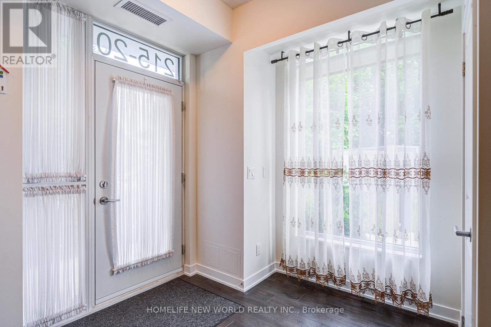 Property at TH 20 - 215 BONIS AVENUE image 5
