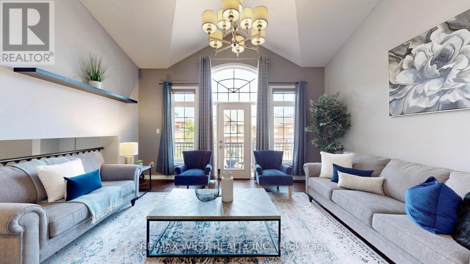 Property at 230 DALGLEISH GARDENS image 2