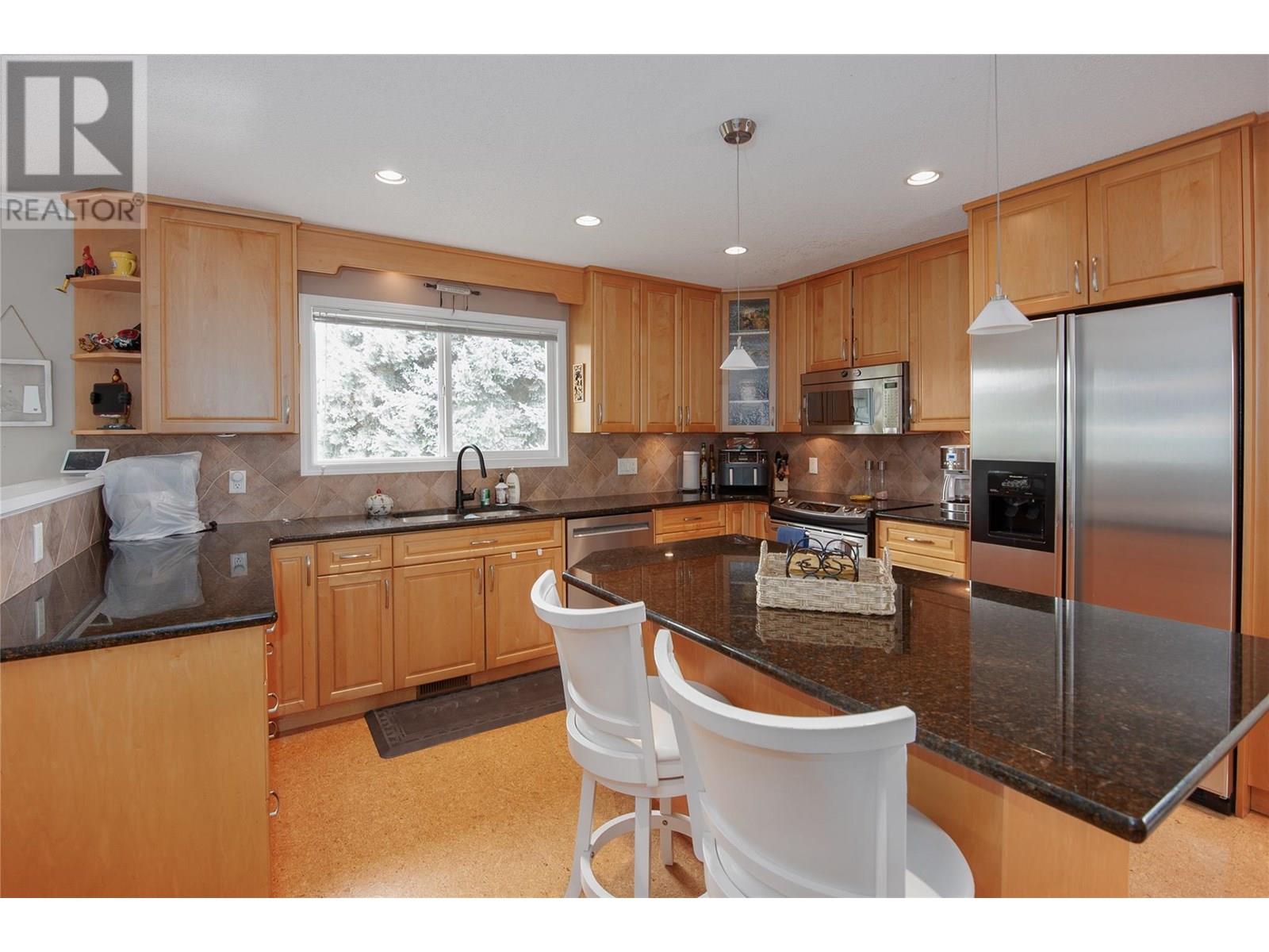 Property at 1171 EAGLE Place image 3