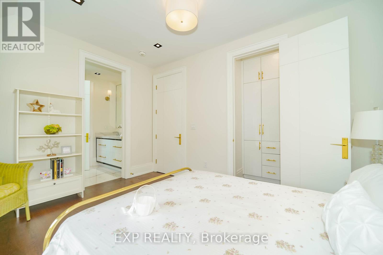 32 Athabaska Avenue, Toronto, Ontario  M2M 2T7 - Photo 28 - C12277538