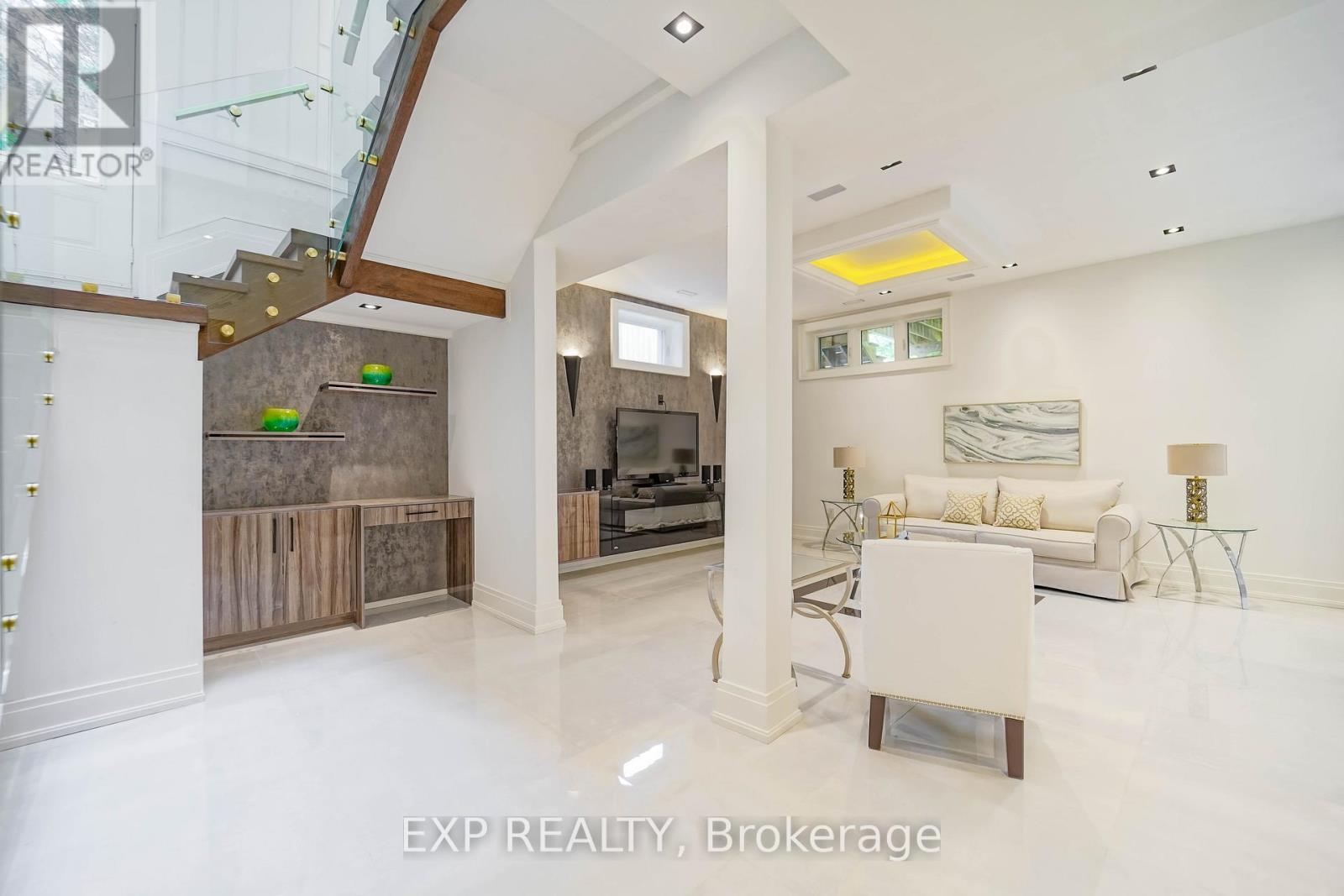 32 Athabaska Avenue, Toronto, Ontario  M2M 2T7 - Photo 38 - C12277538