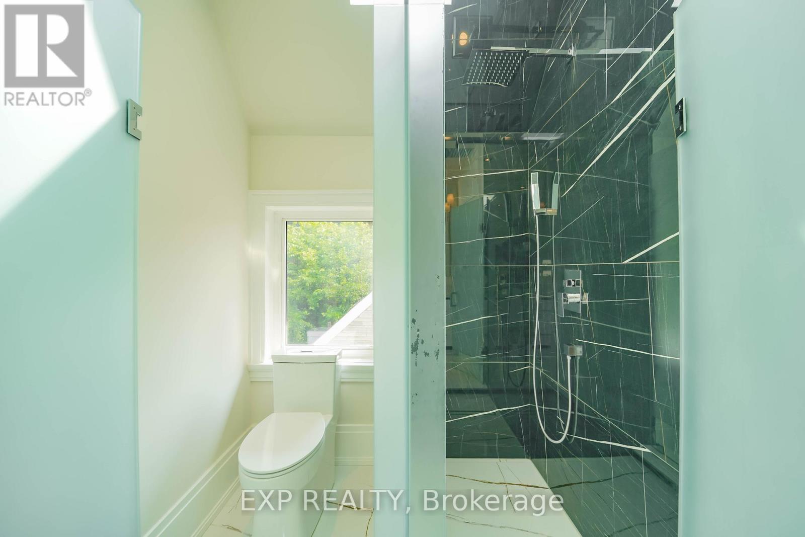 32 Athabaska Avenue, Toronto, Ontario  M2M 2T7 - Photo 30 - C12277538