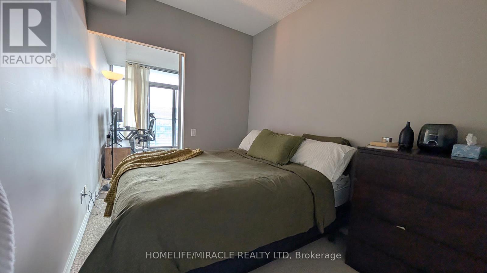 3012 - 105 The Queensway, Toronto, Ontario  M6S 5B5 - Photo 9 - W12280897