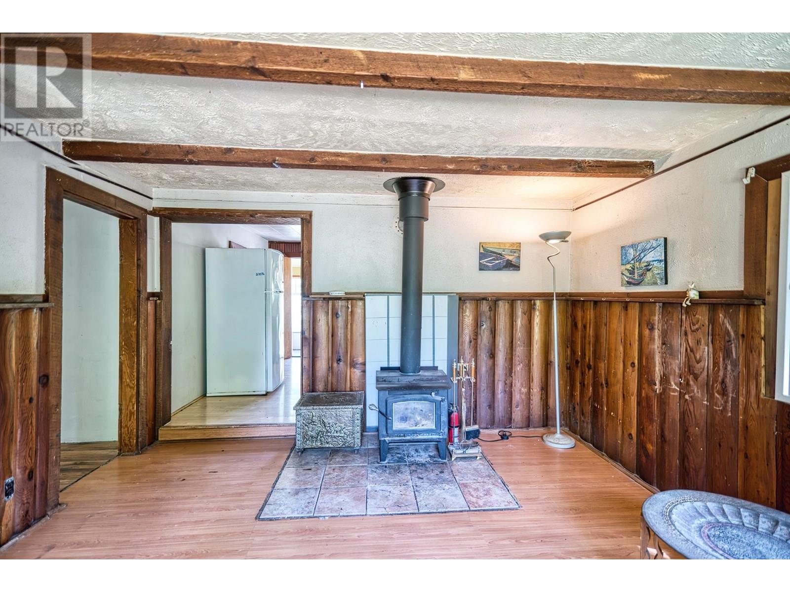 8200 Redrooffs Road, Halfmoon Bay, British Columbia  V7Z 1E2 - Photo 13 - R3026186