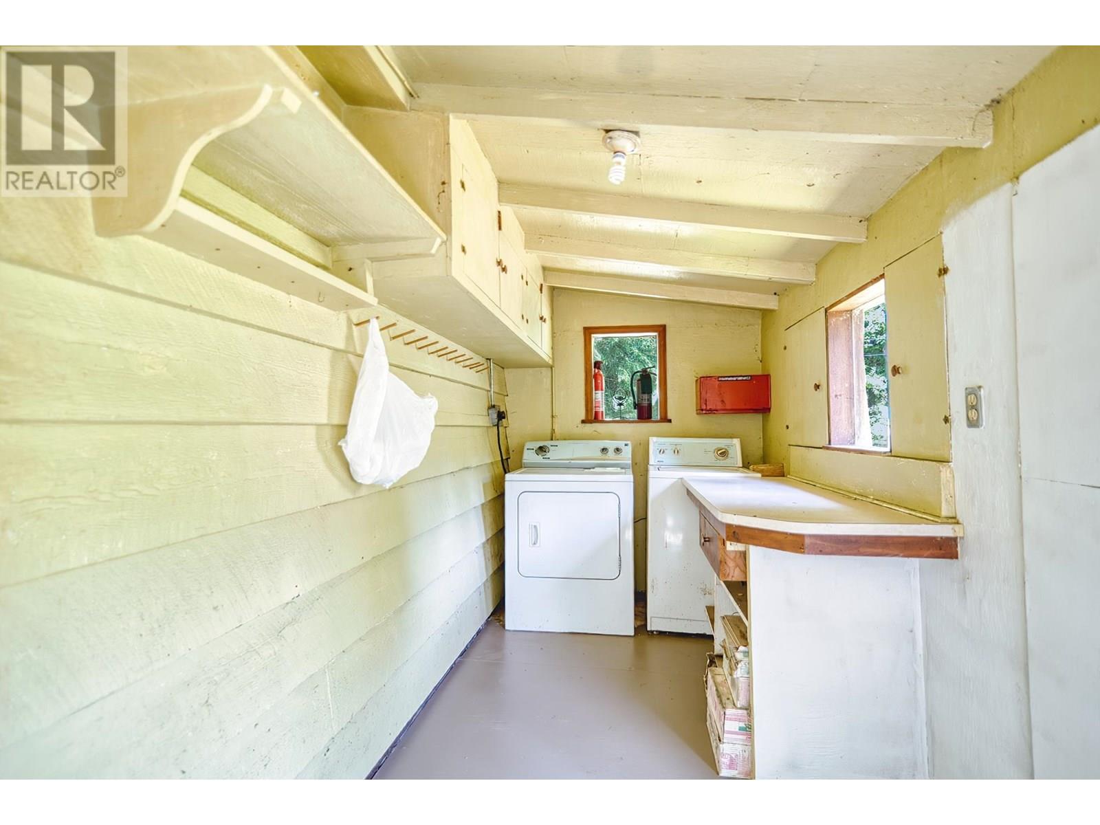 8200 Redrooffs Road, Halfmoon Bay, British Columbia  V7Z 1E2 - Photo 24 - R3026186