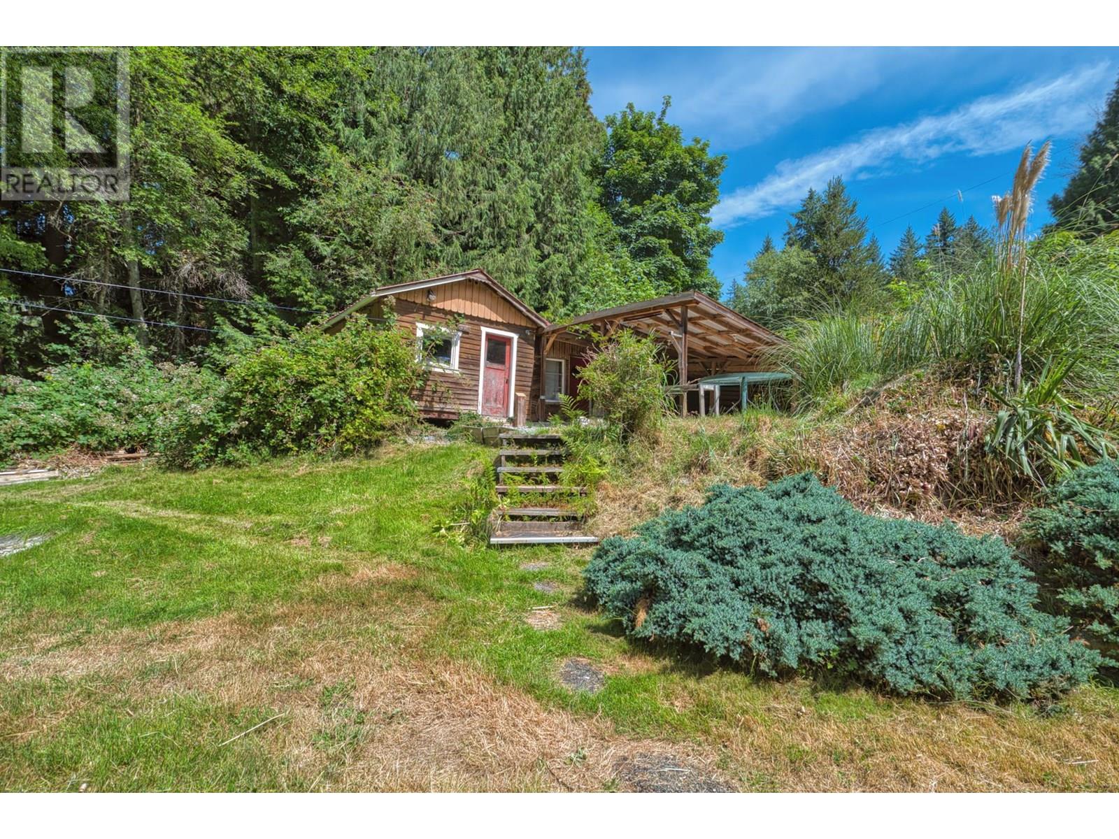 8200 Redrooffs Road, Halfmoon Bay, British Columbia  V7Z 1E2 - Photo 31 - R3026186