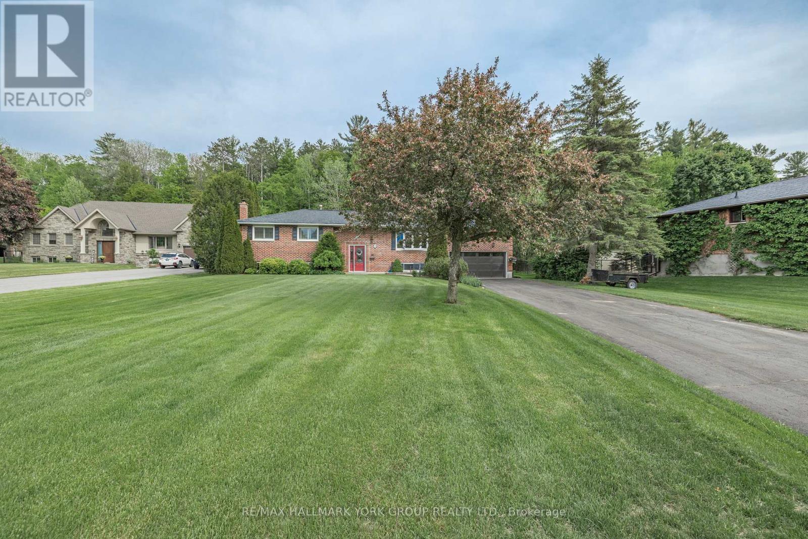 Property at 14 ANCHOR COURT image 3